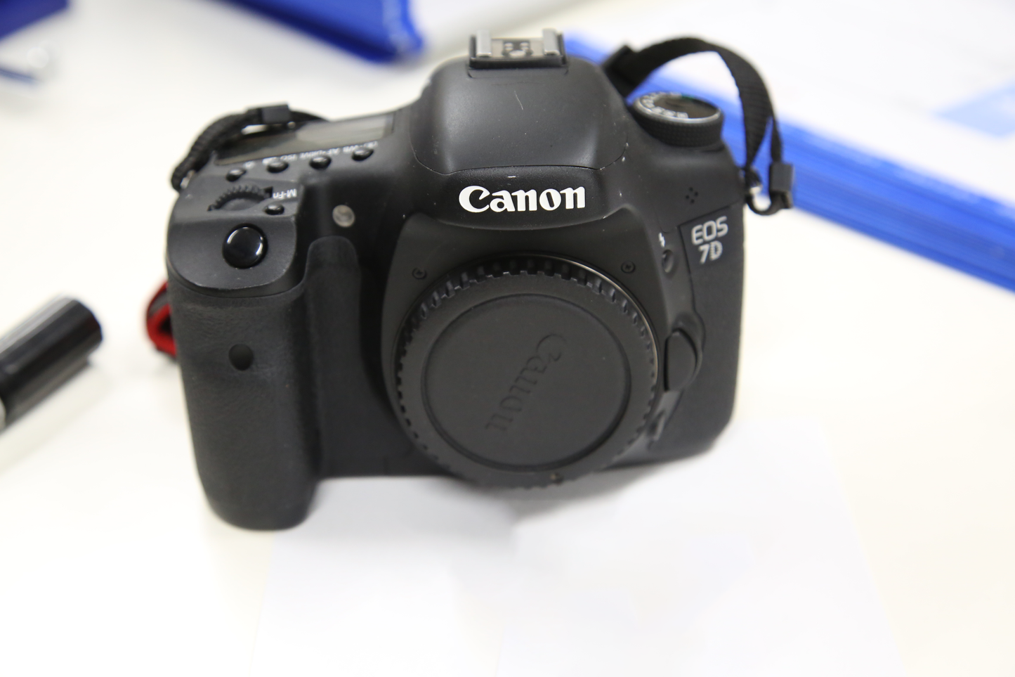 CANON EOS 7D