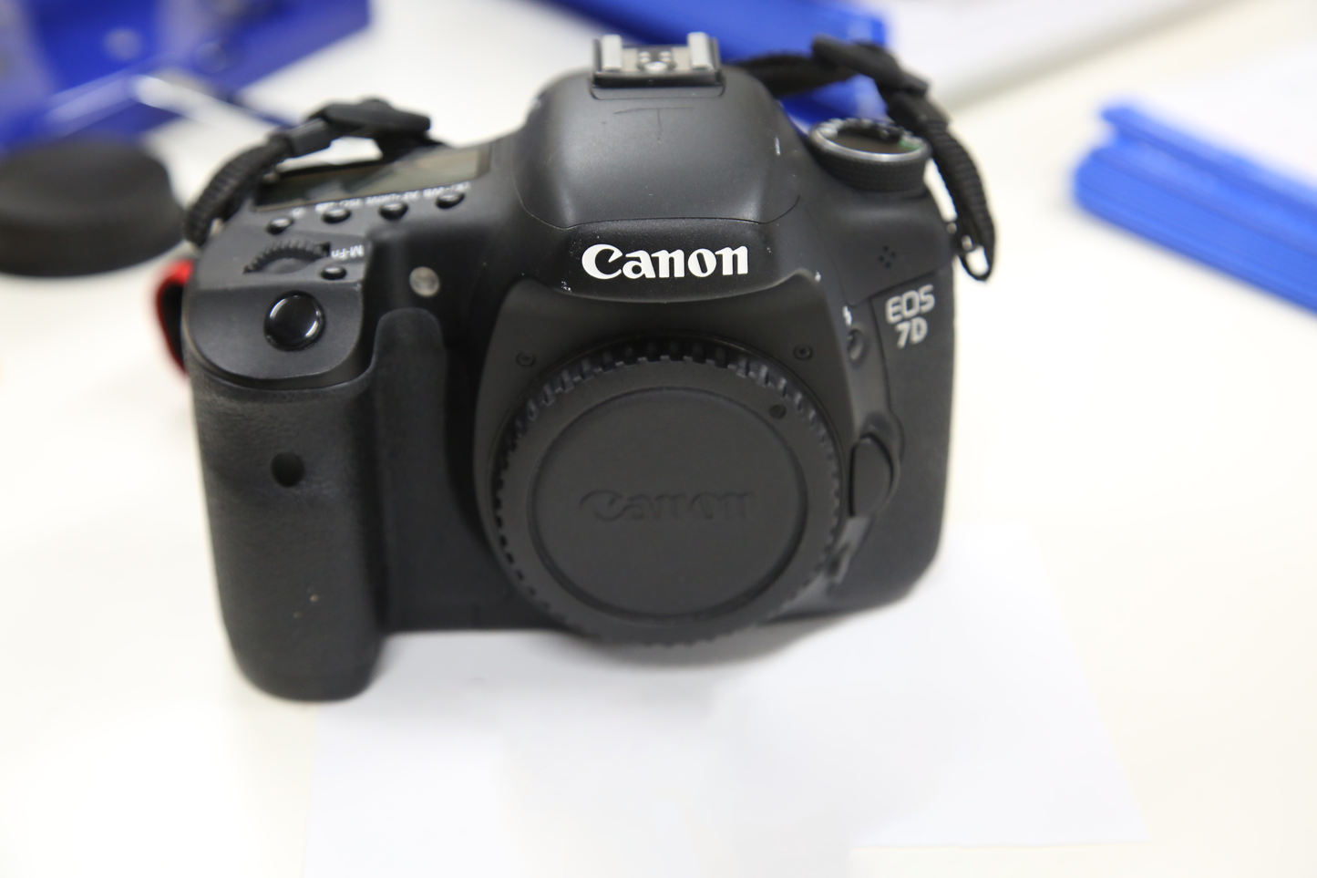 CANON EOS 7D